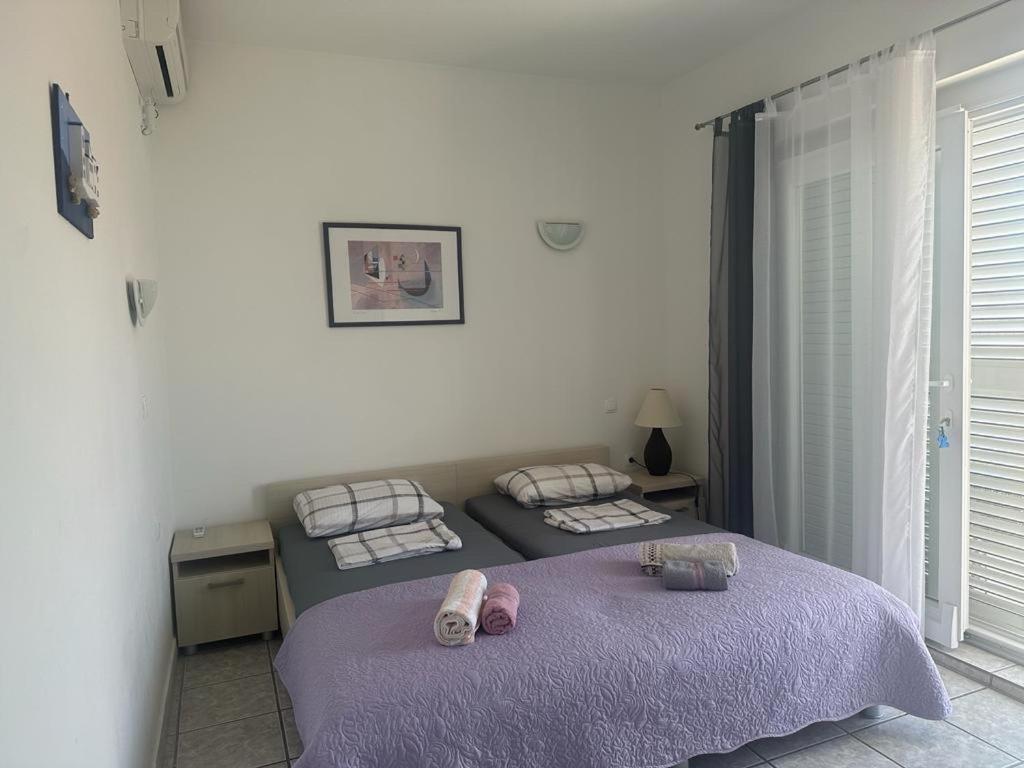 Marina Apartmani Tisno Murter Bagian luar foto